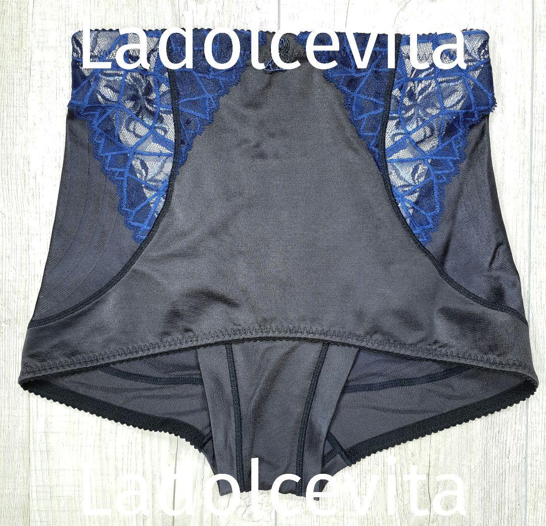 美品 マルコ　カーヴィシャス カレス ショート ガードル L70/黒/498A