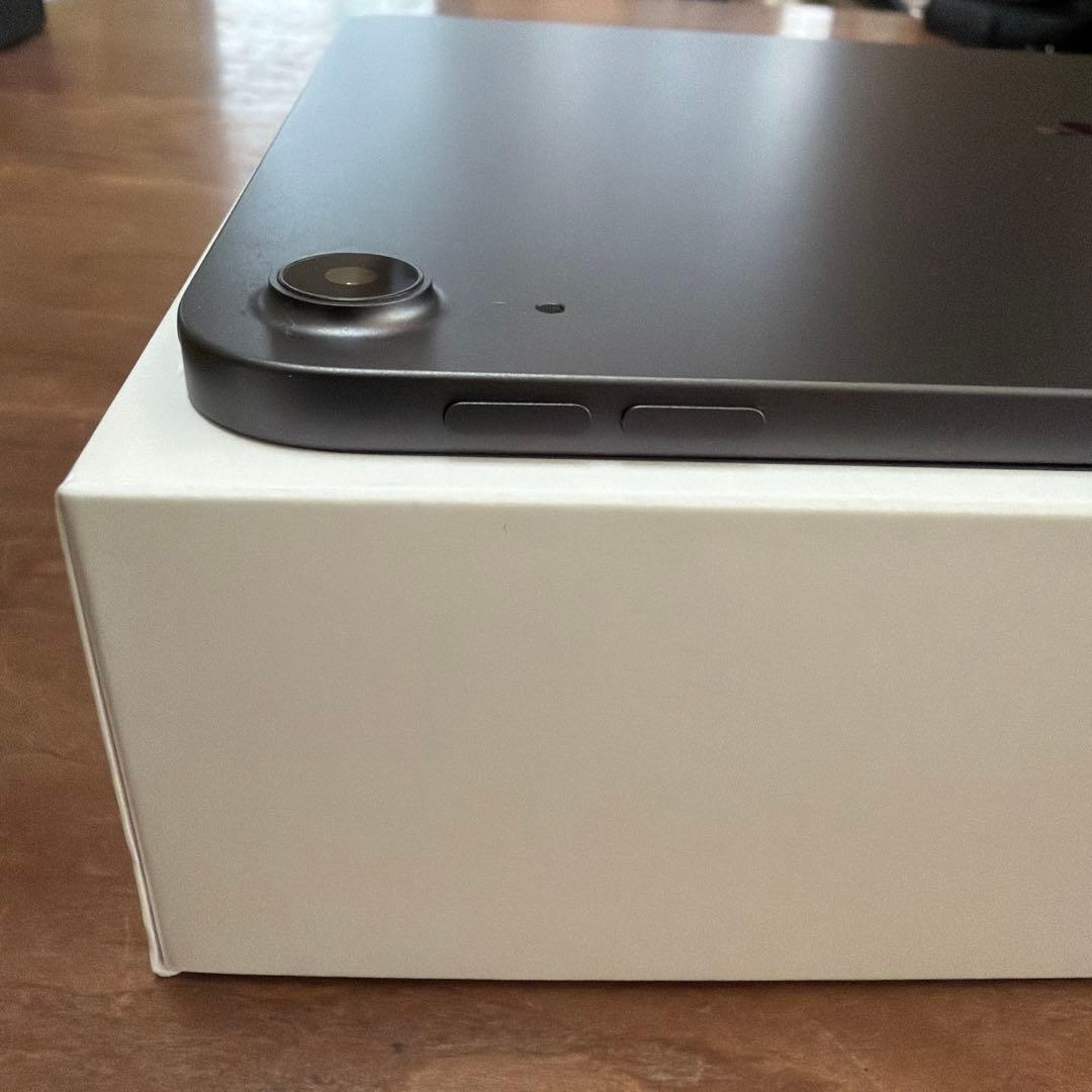 Apple iPad Air（第5世代） M1 Wi-Fi 64GB