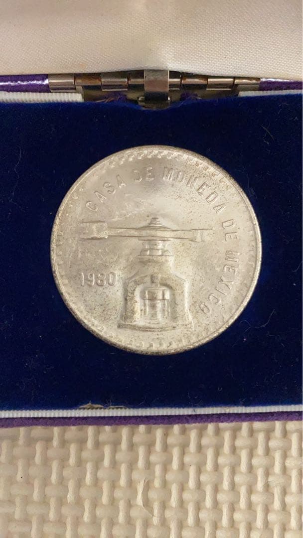 1980年 メキシコ銀貨 秤デザイン