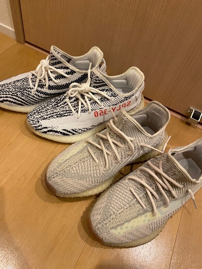 【2足セット】adidas Yeezy Boost 350 V2 白/黒