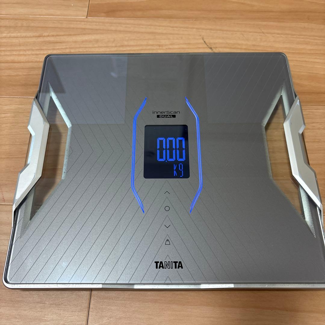 y*i様 TANITA タニタ 体組成計・体重計 インナースキャンデュアル RD