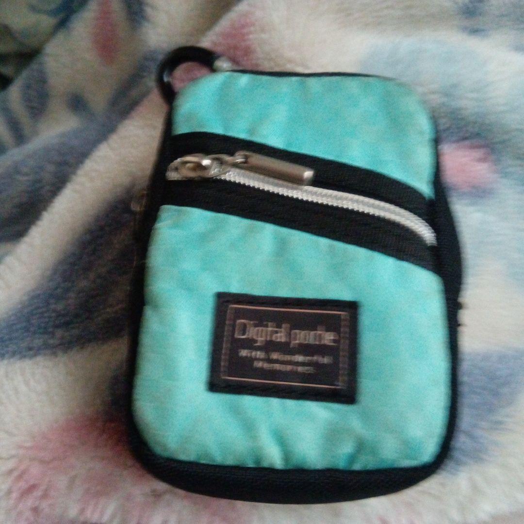 コンパクトカメラ