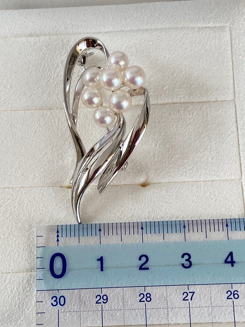 【美品】ミキモトブローチ