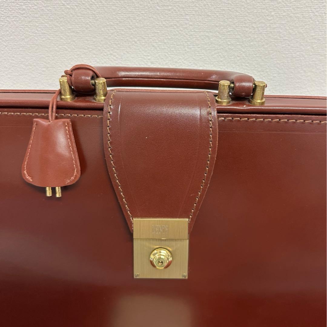 コウジ Dents ブリーフケース