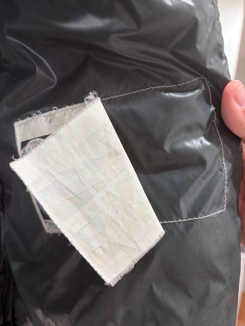 【正規品】モンクレール　MONCLER ダウンジャケット　G32-003 完売品