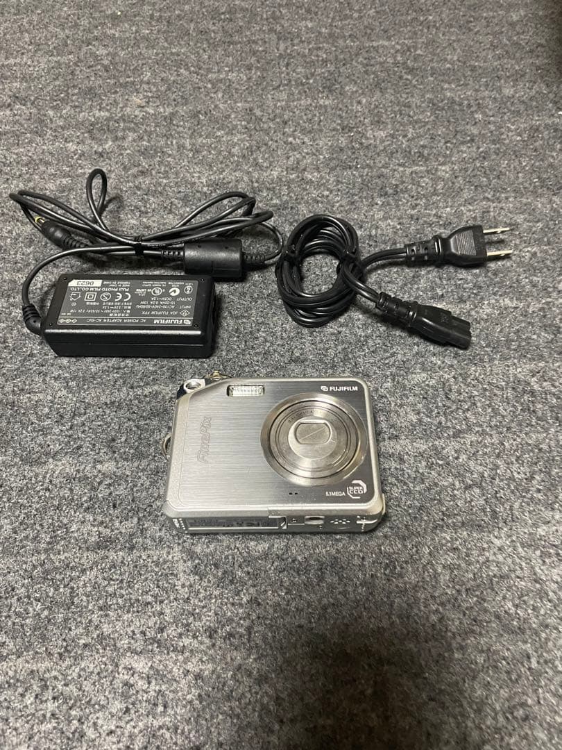 【動作確認済】FUJIFILM FinePix V10