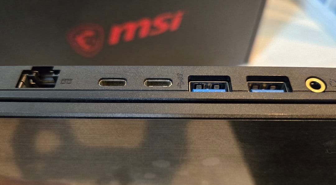 【美品】MSI GF65 Thin 10UE-258JP ゲーミングノートPC