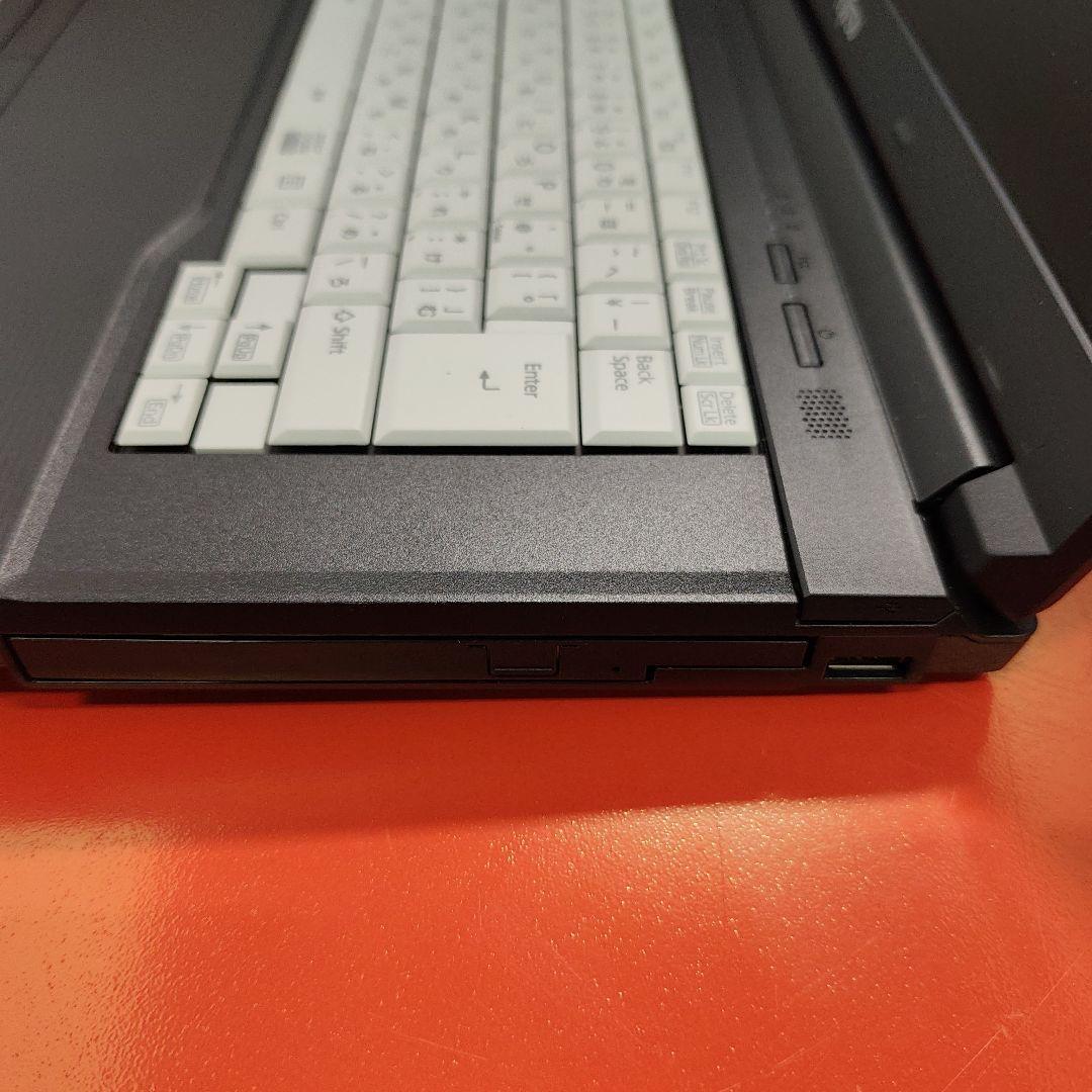 富士通 ノートパソコン Windows11　オフィス付き　爆速SSD搭載