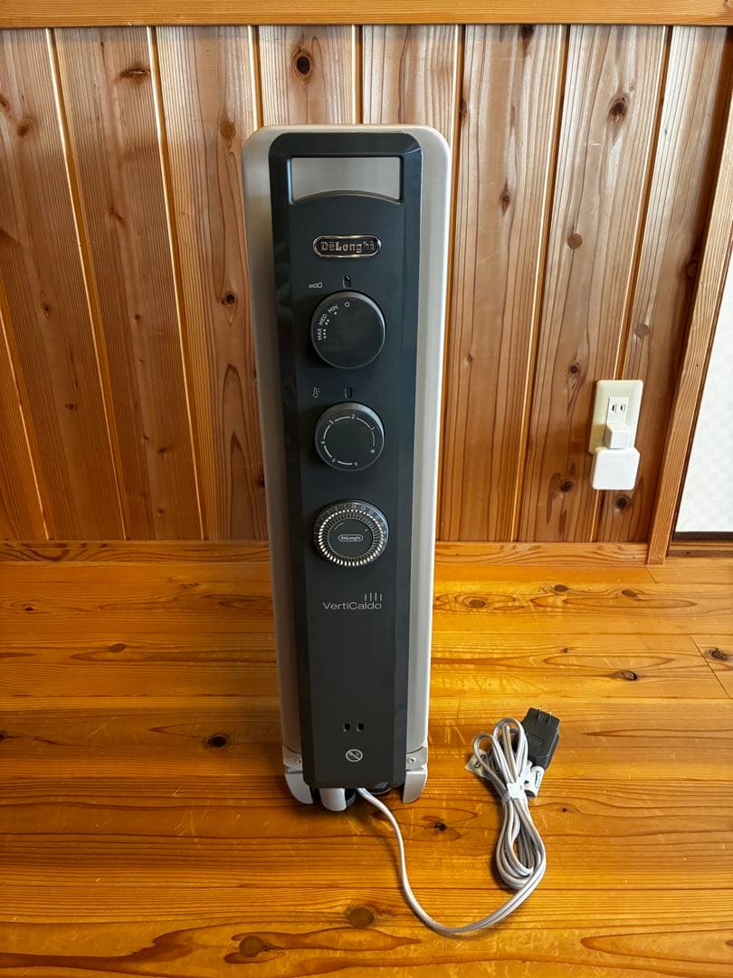 デロンギ オイルヒーター ヴェルティカルド RHJ21F0812-GY
