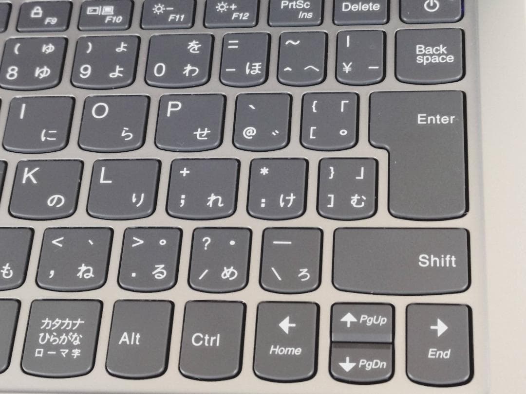 【美品】IdeaPad 1 82GV、2020年製 11.6インチモバイルノート