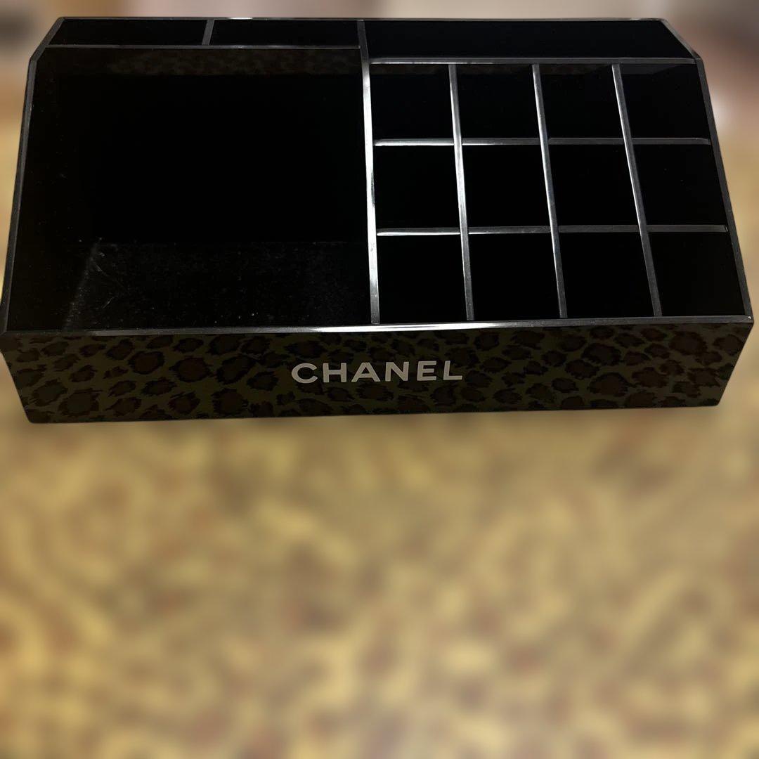 CHANEL 化粧品収納ボックス　アクリル　ノベルティ　シャネル　レア