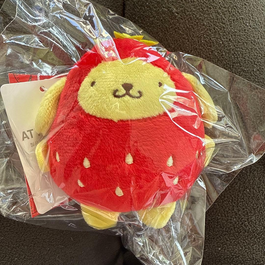 LOWRAYSFARM×サンリ　いちご新聞　トイキーホルダー　ポムポムプリン