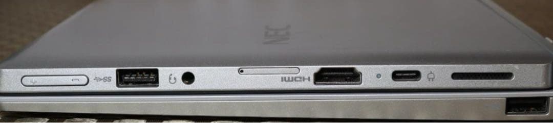 Win11人気2in1タブレット/4コア！eMMC/4G/無線/カメラ/タッチ