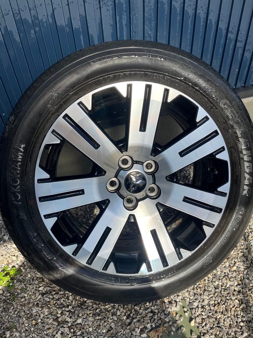 yamazan様　デリカD5 純正18インチホイール　2022年製11月新車購入