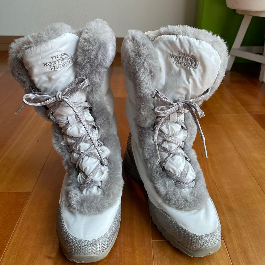 THE NORTH FACE NUPTSE FUR Ⅲ スノーブーツ 24.5㎝