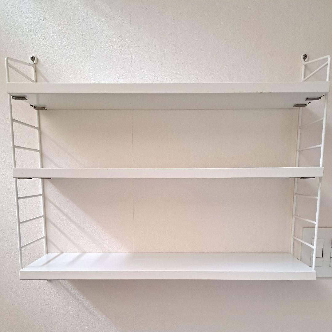 送料込み　string ホワイトシェルフ