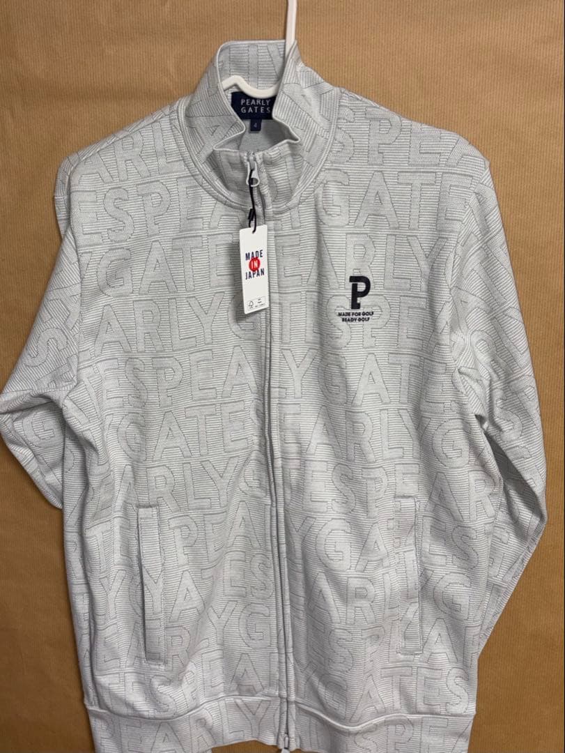 パーリーゲイツ・PG1989 ライトグレー　 新品・未使用　タグ付き サイズ4