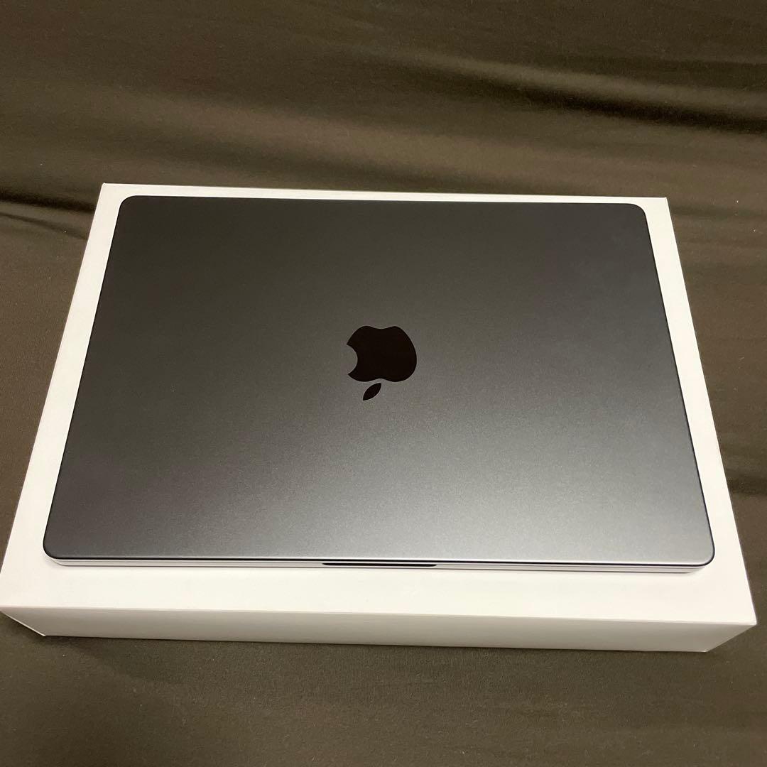 Macbook pro M4 16gb 1TB スペースグレー