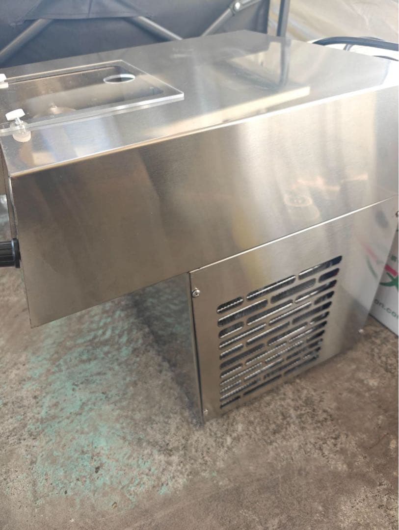 系スピン　雪花機　かき氷機 750W  ice machine 業務用