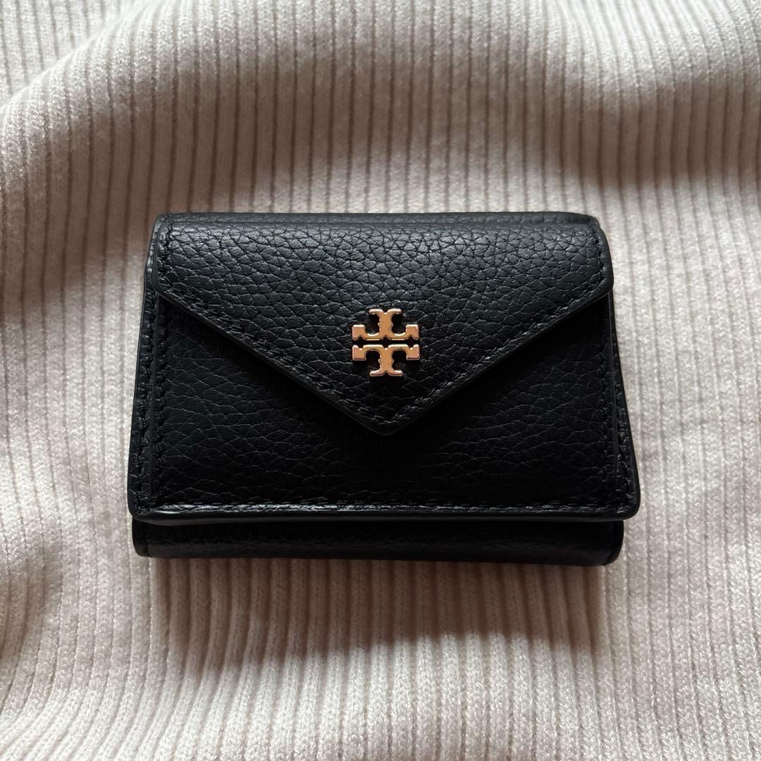 【ペコ】トリーバーチ　三つ折り財布　財布　レザー　コンパクト　ブラック