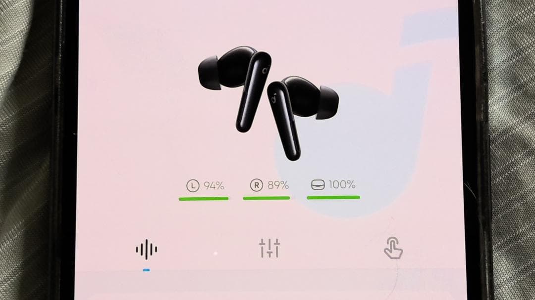 ワイヤレスイヤホン liberty 4 pro