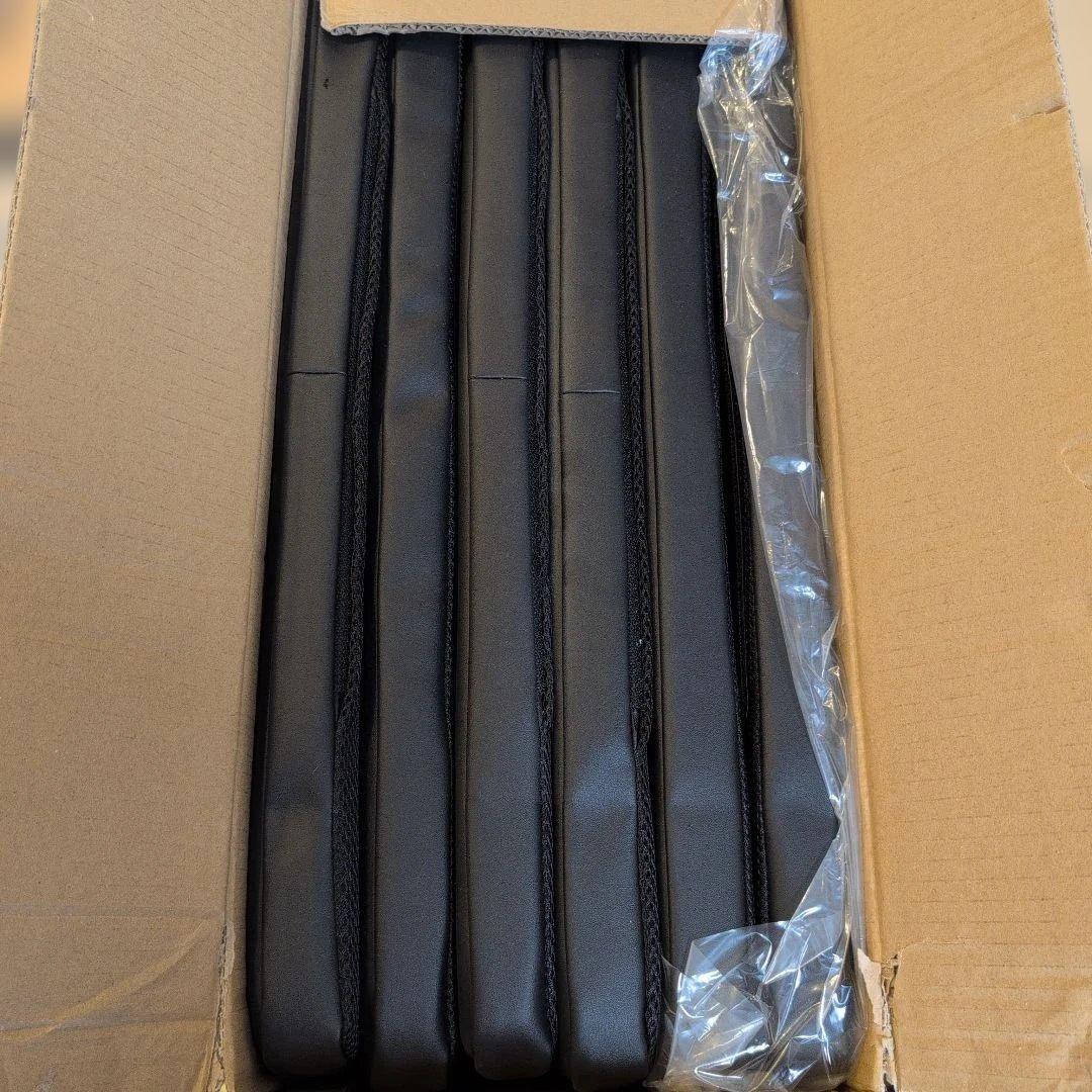 三菱自動車　純正　デリカD5　ジョイントクッション