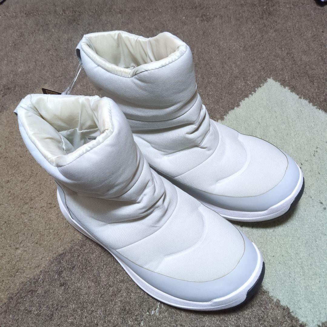 未使用24cmザノースフェイスヌプシダウンブーティー防水ブーツNFW02170