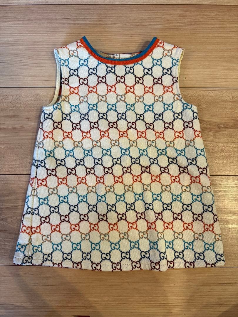 GUCCI ノースリーブトップス