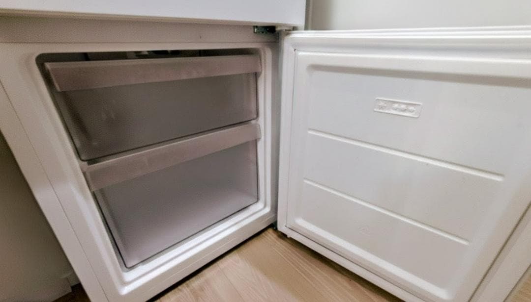 【2023年製・美品】ハイアール 冷蔵庫 121L JR-NF121B