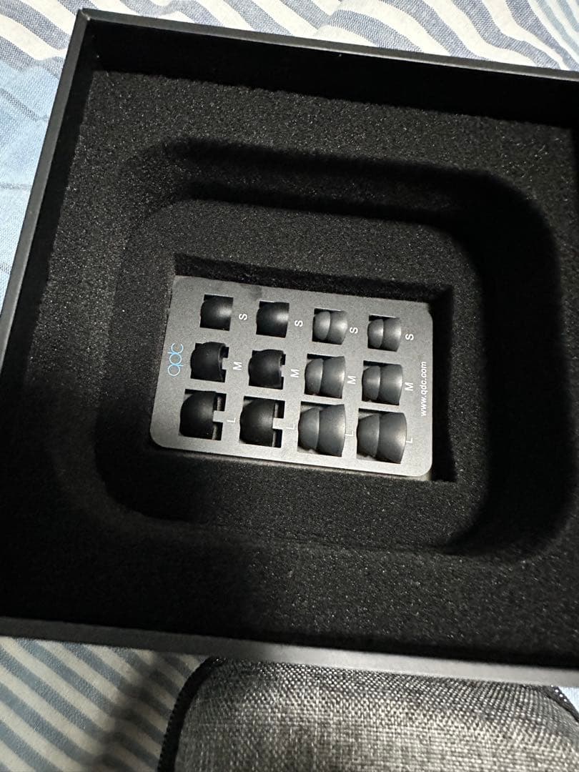 qdc SUPERIOR 純正4.4mmバランスケーブル付属