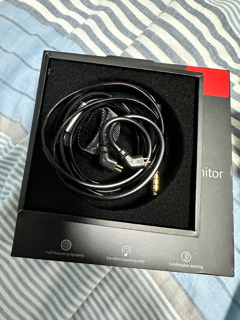 qdc SUPERIOR 純正4.4mmバランスケーブル付属