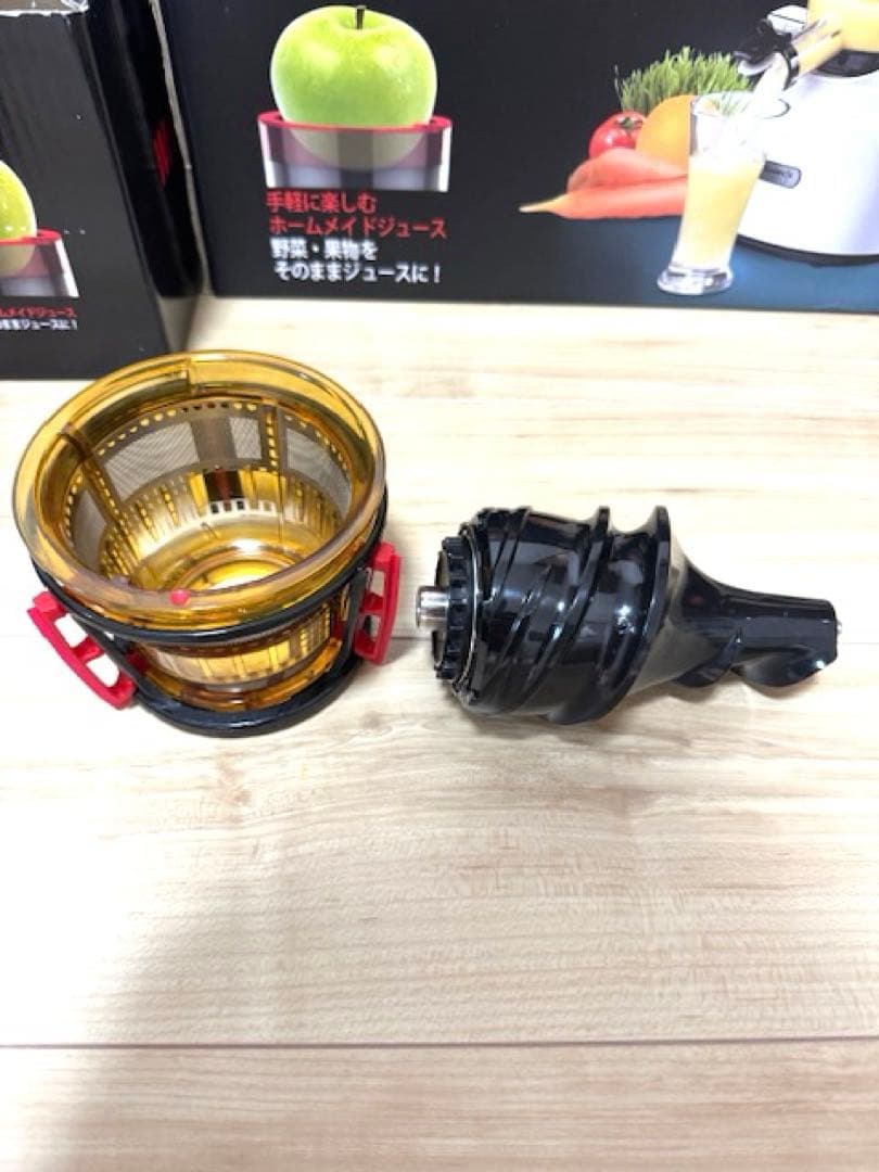 KUVINGS クビンス　ホールスロージューサー　JSG-121