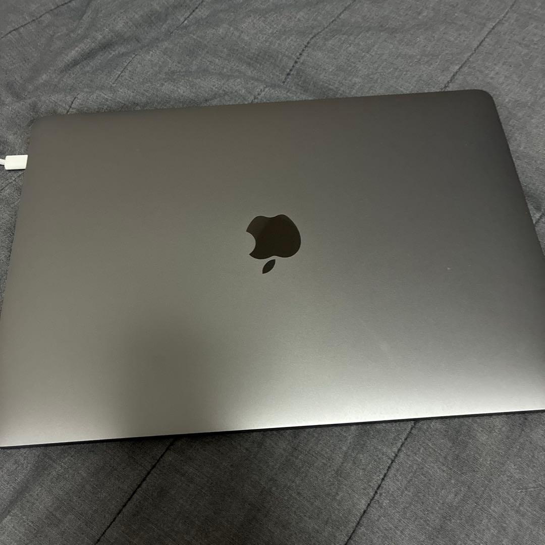 MacBook Pro 13インチM2 2022 256GB 8GBメモリ