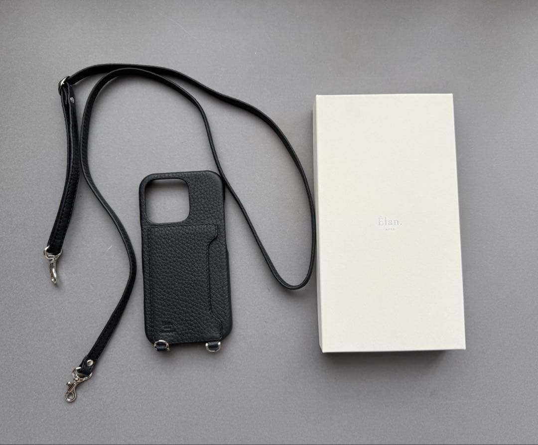 Elan. iPhoneケース　iPhone16pro ショルダーストラップ付き