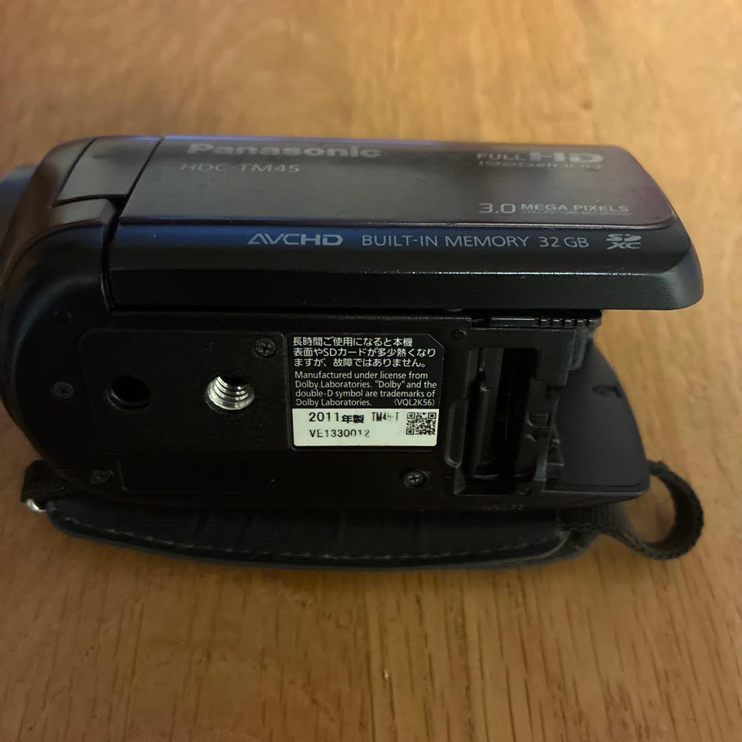 Panasonic HDC-TM45 ビデオカメラ (三脚おまけ付き)