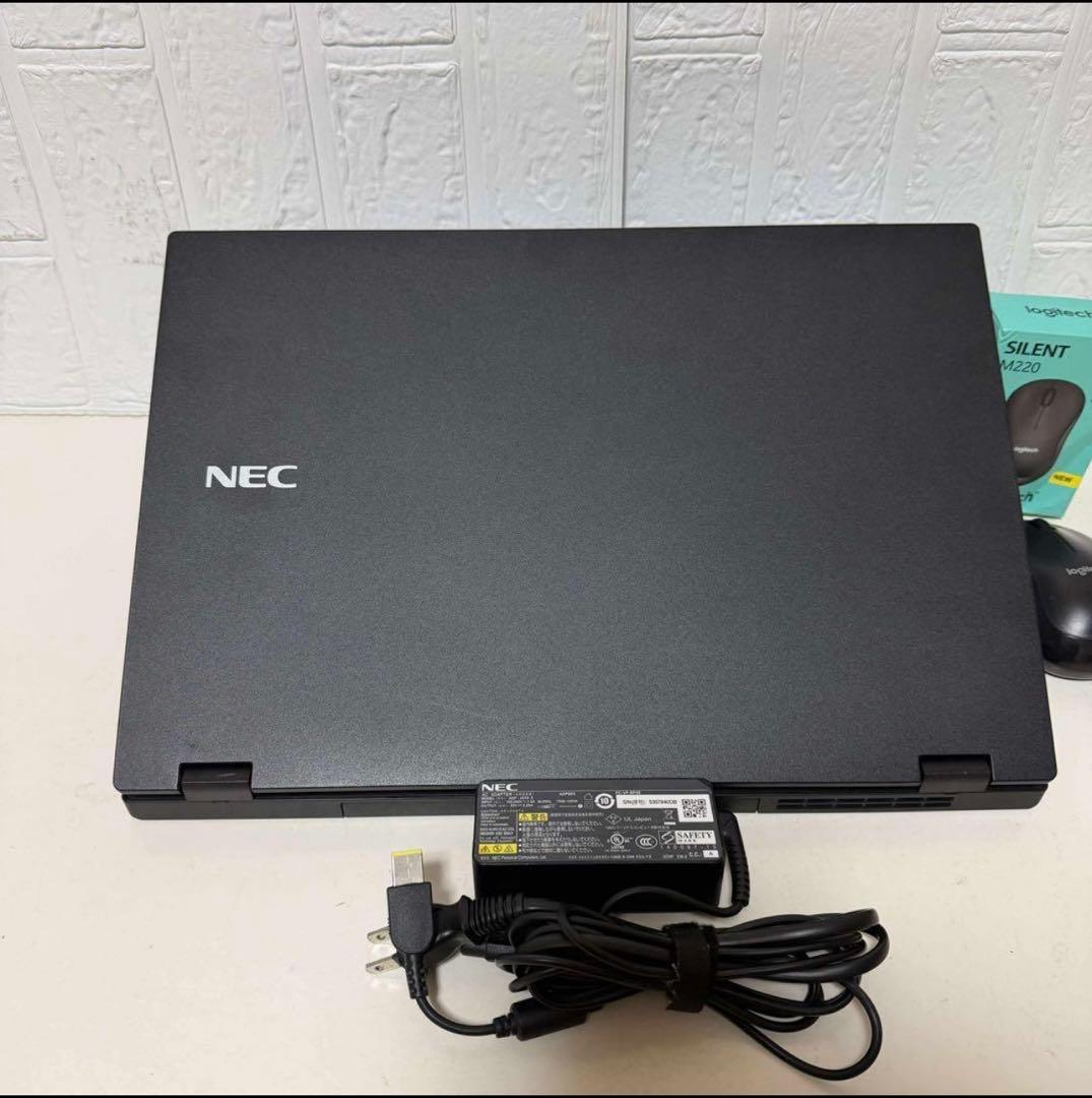 Windows11オフィス付き　SSD メモリ8GB 第8世代　NECノートPC