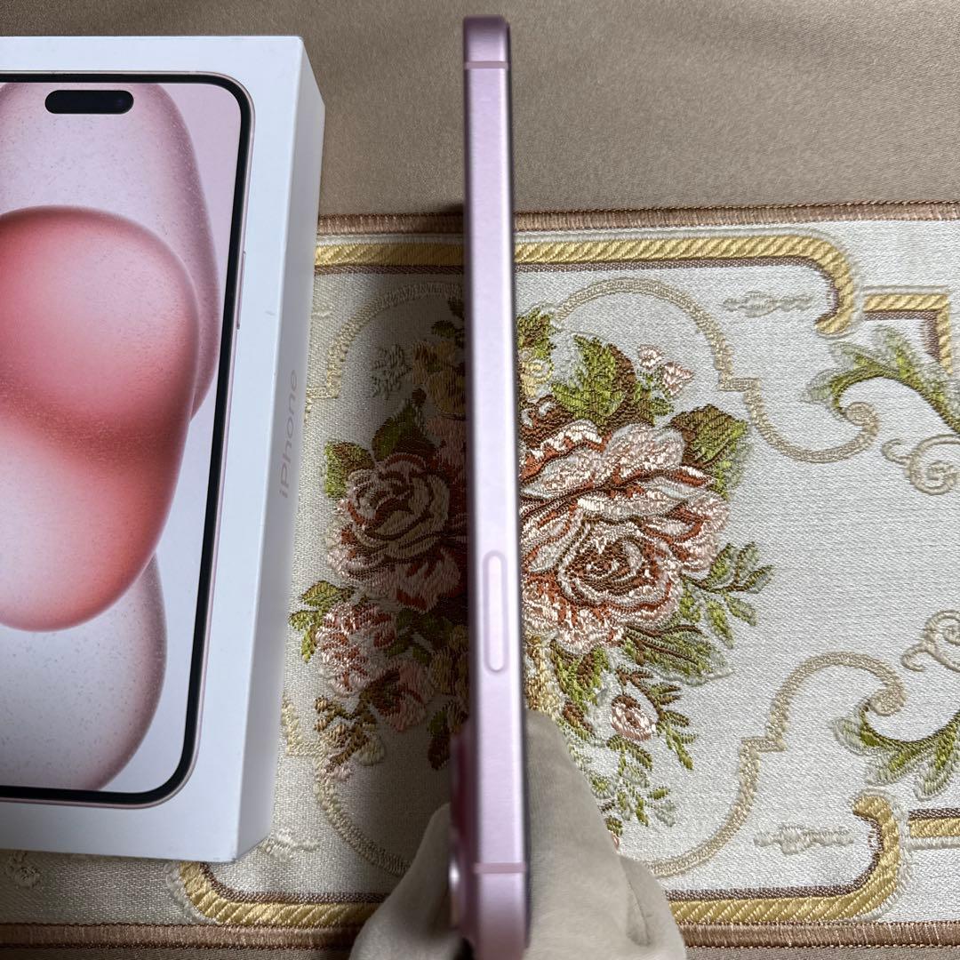 iPhone 15 Plusピンク 6.7インチ　128GB 充電ケーブル箱付き