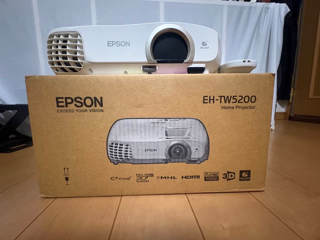 EPSON EH-TW5200 プロジェクター本体
