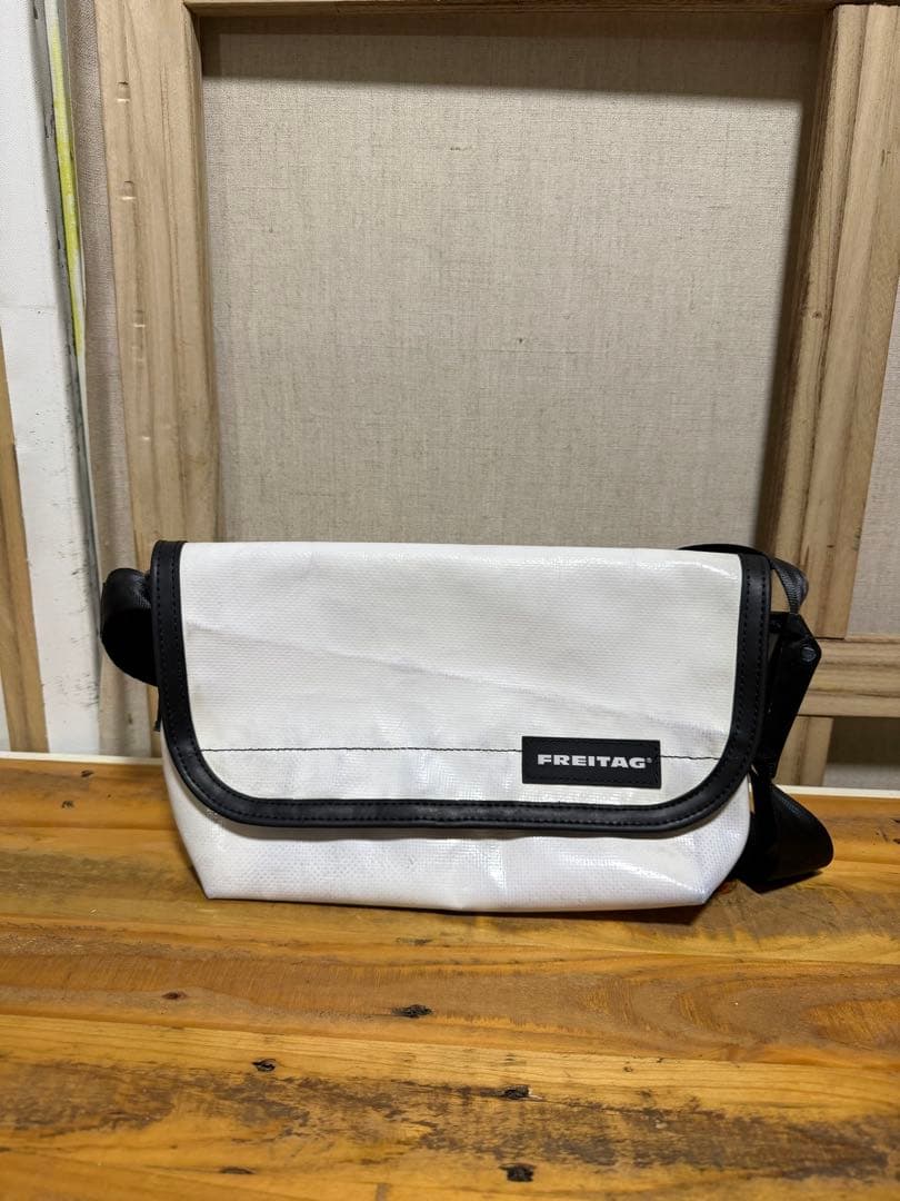 FREITAG フライターグ　hawaii ホワイト