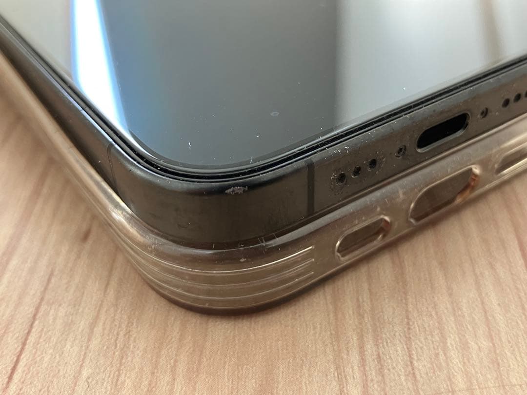 iPhone15pro ブラックチタニウム256GB