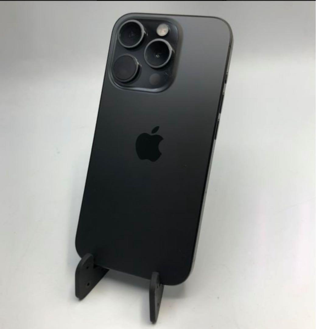 iPhone15pro ブラックチタニウム256GB
