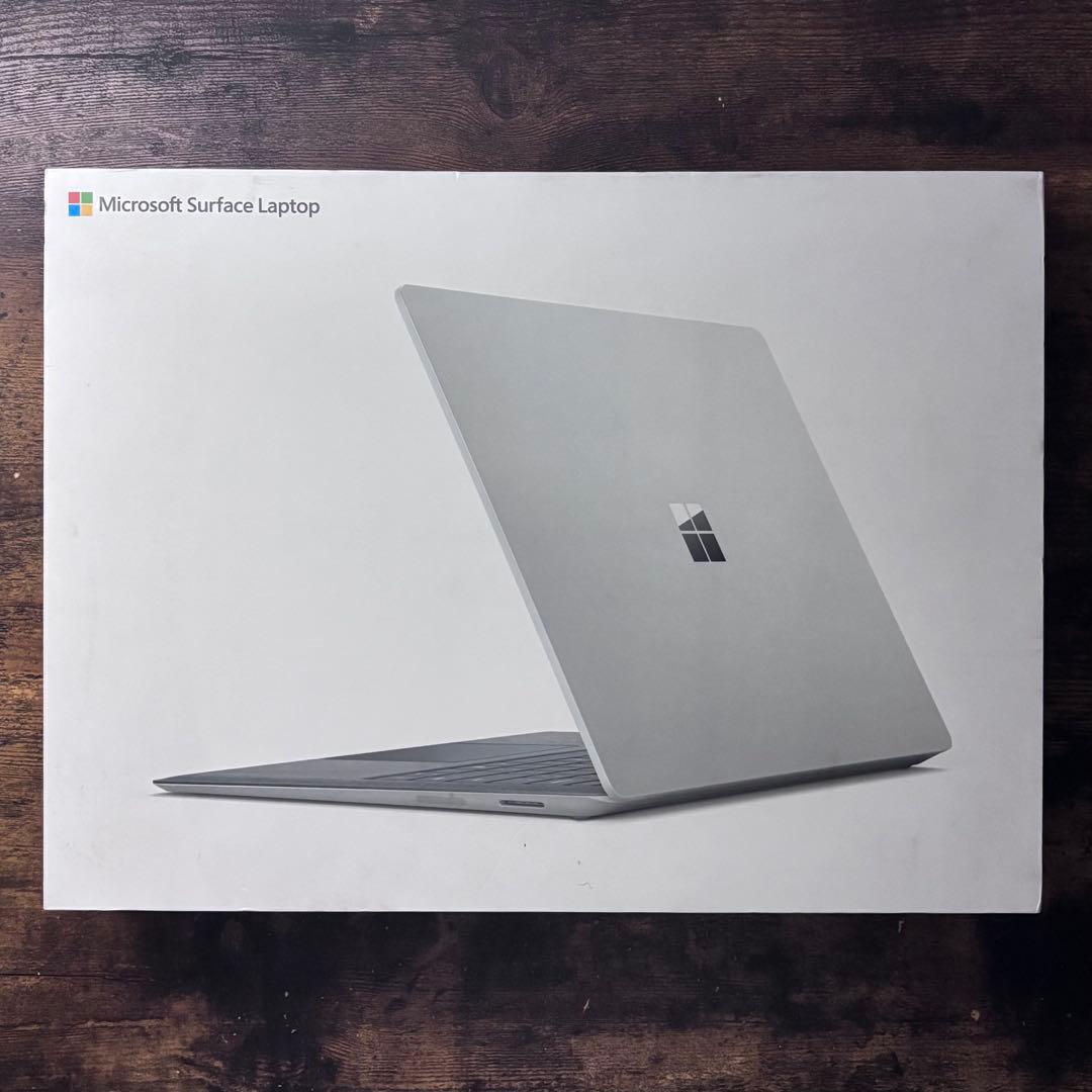 Microsoft Surface Laptop（箱付き）