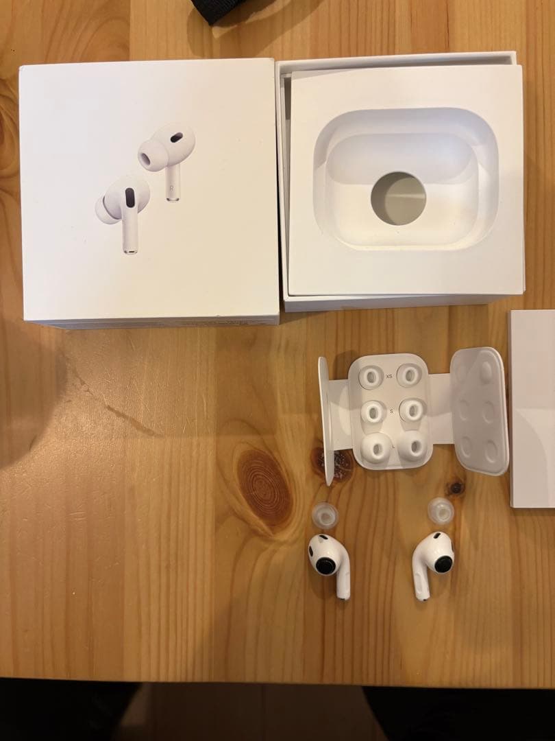 し*ー様 Apple AirPods Pro 第2世代 type-c、ケ－スなし
