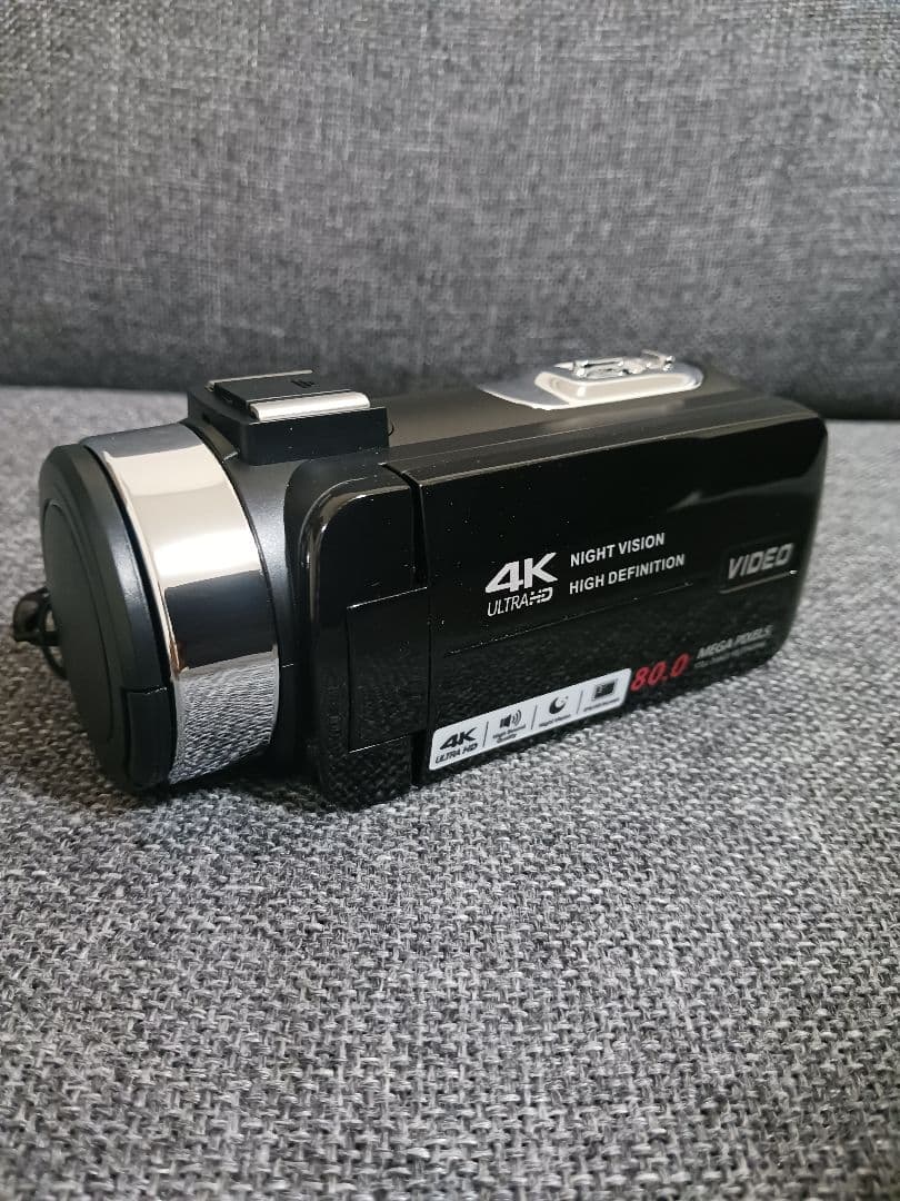 ビデオカメラ　4K