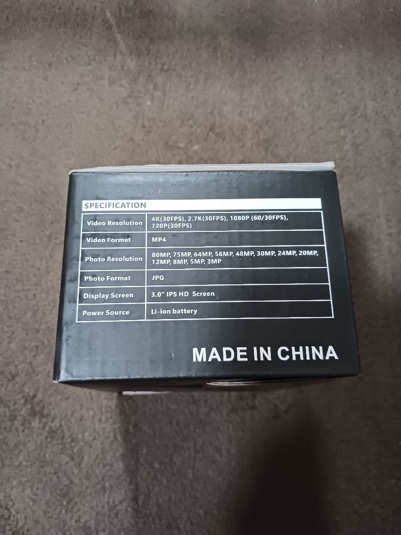 ビデオカメラ　4K