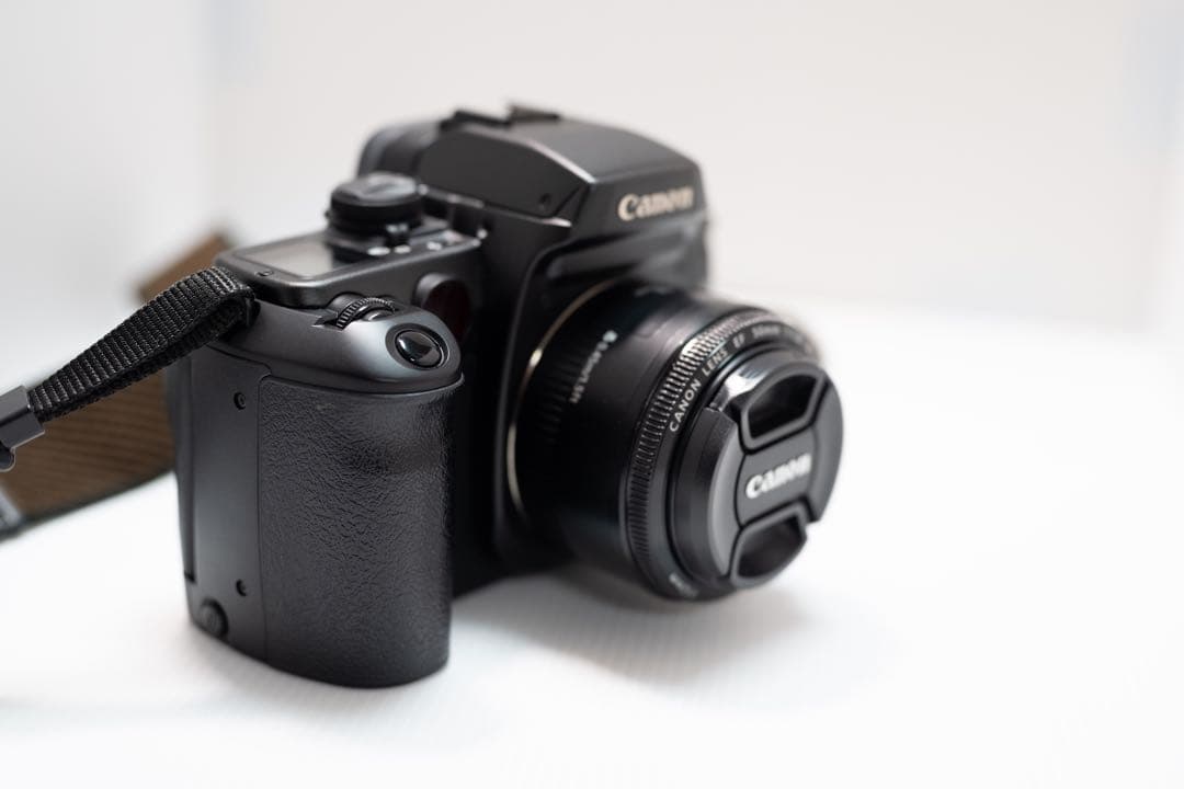 美品　Canon EOS 55 レンズ2本付き