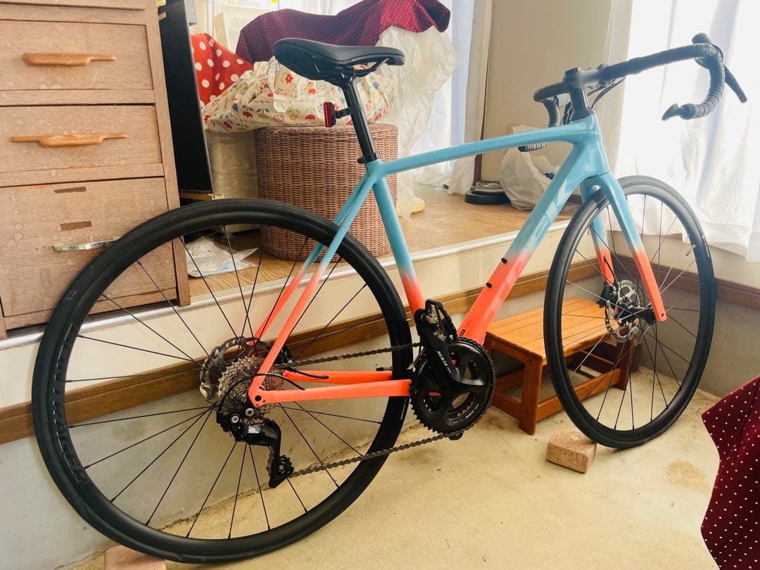 トレック　エモンダ　ALR5 サイズ54