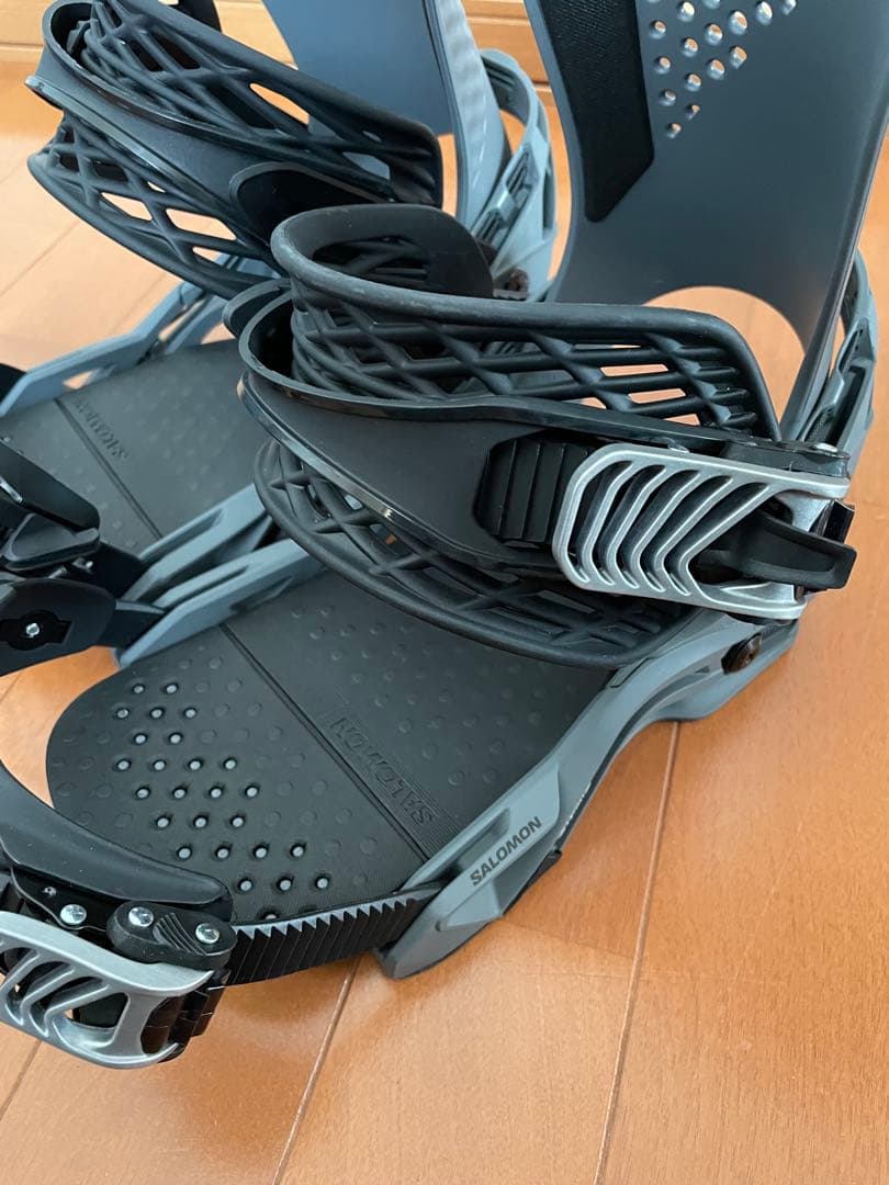Salomon HOLOGRAMスノーボード ビンディング グレー