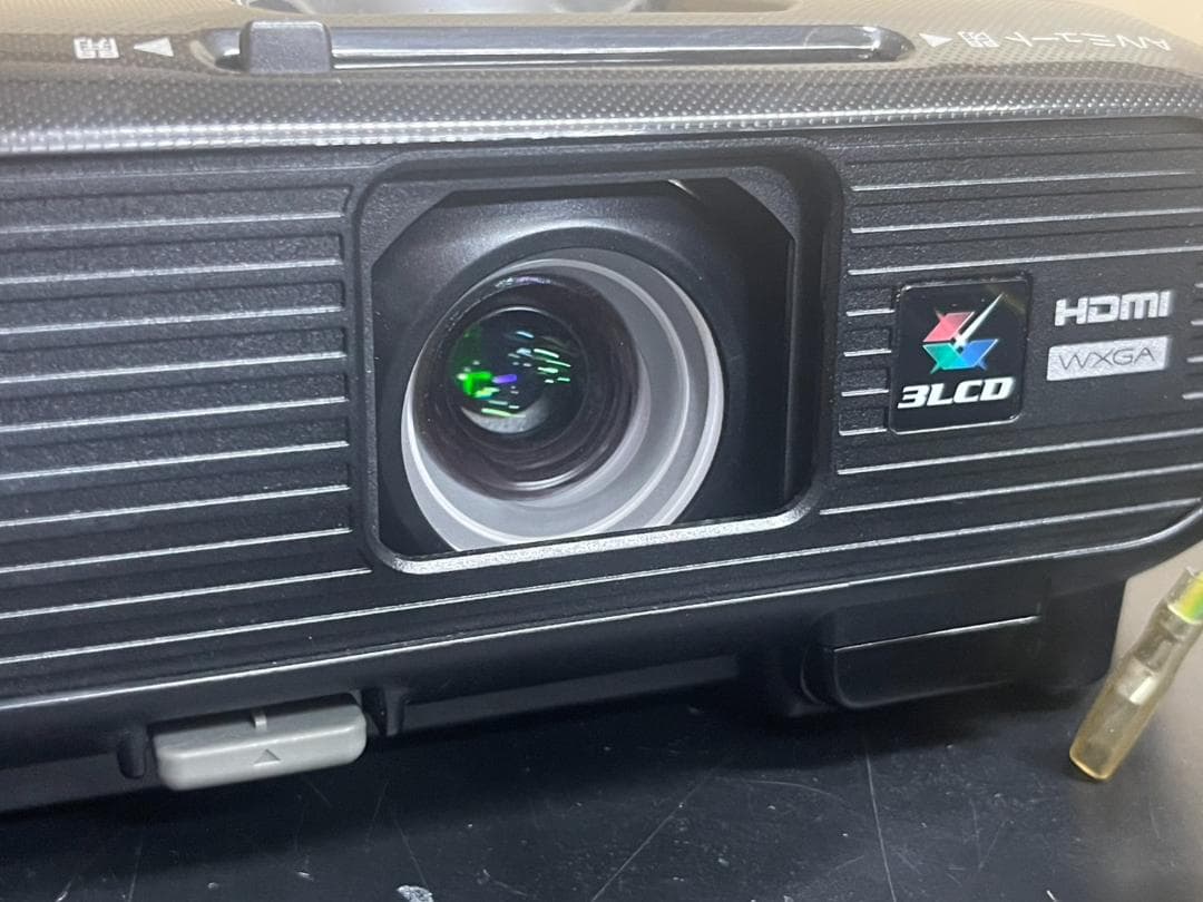 EPSON EB-W420 プロジェクター本体 ランプ711時間