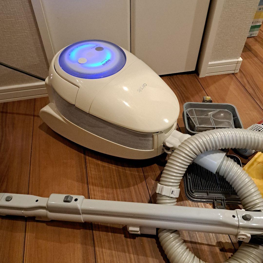 SANYO　airsis 空気清浄機能付き 掃除機